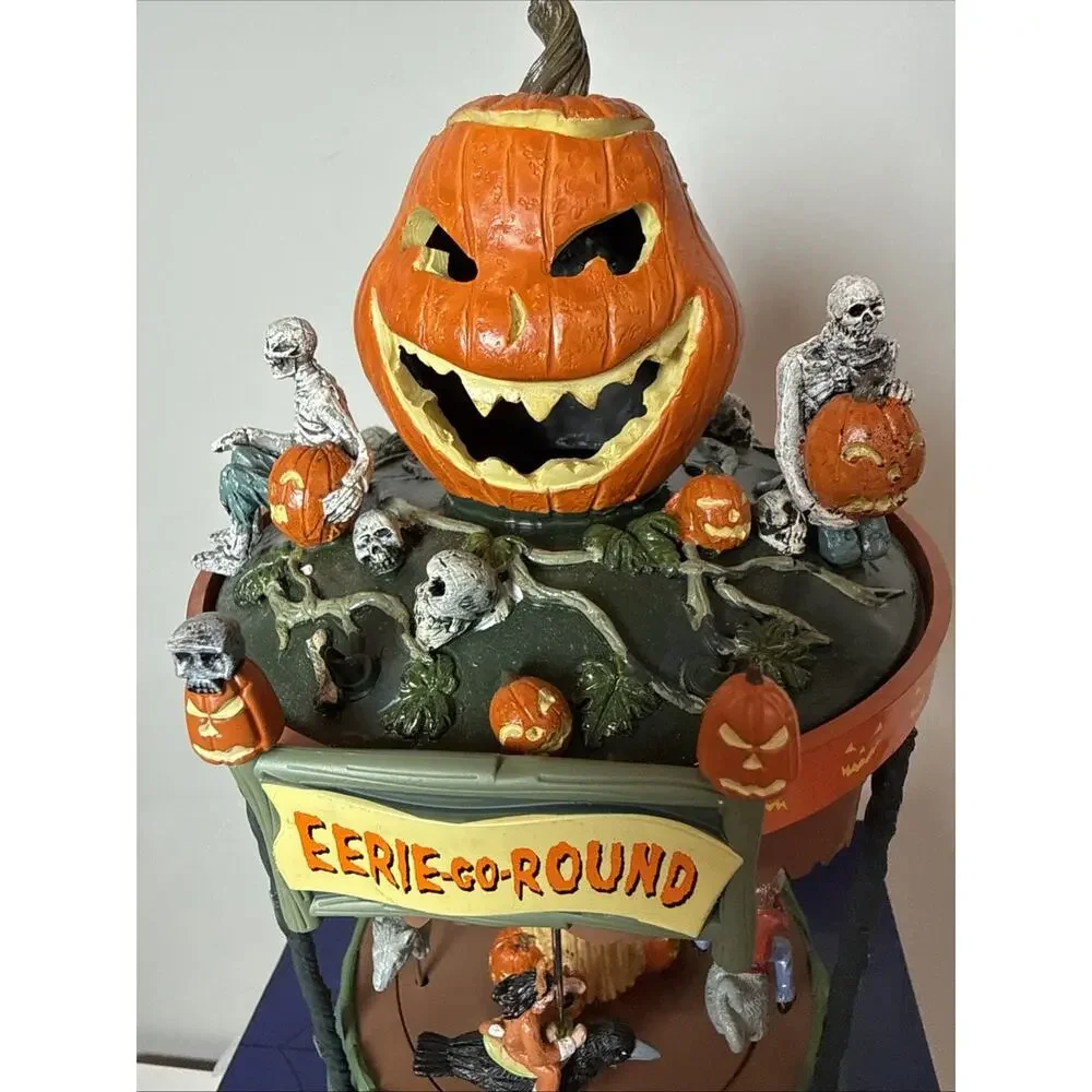 Lemax fantastic spooky